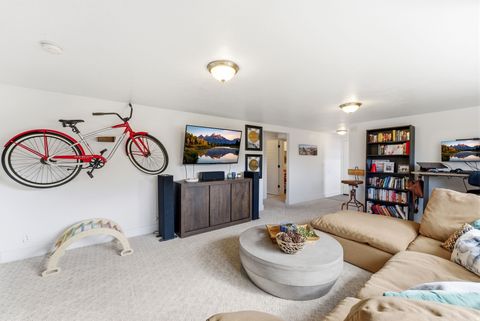 Tiny photo for 7145 S CAVALIER CIR, Cottonwood Heights, UT 84121 (MLS # 2147909)