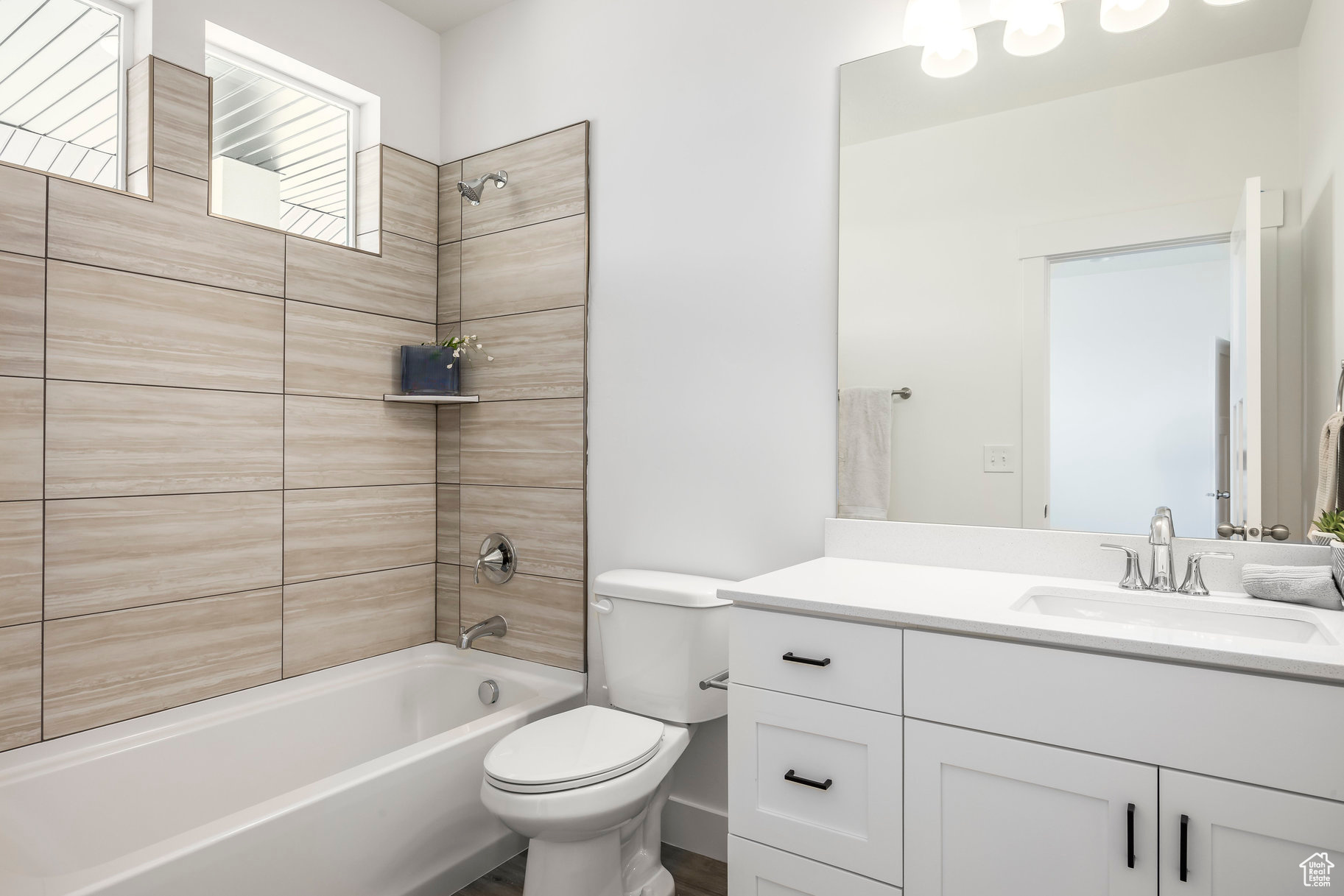 WESTFIELDS CENTRAL - Residential