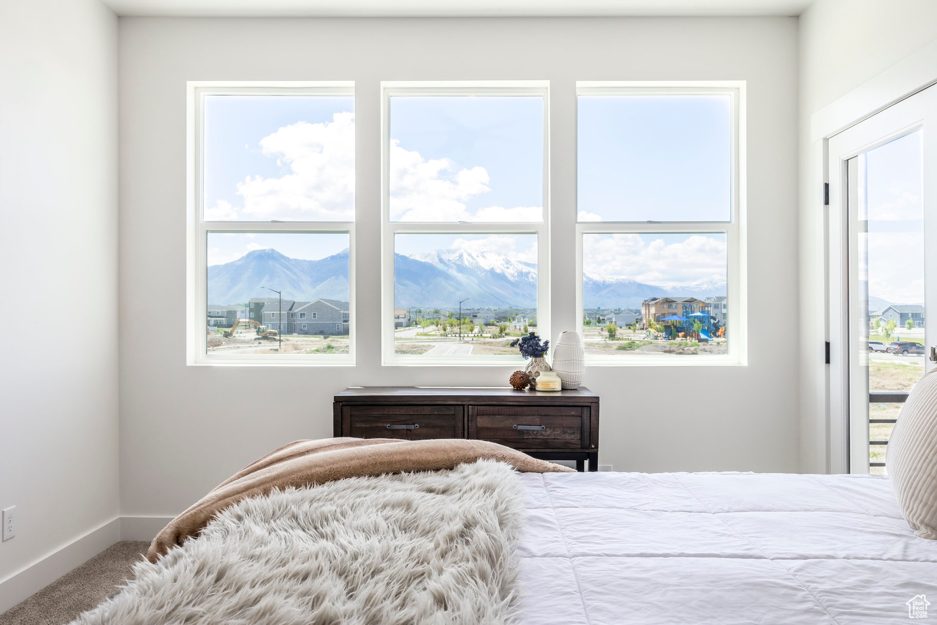 WESTFIELDS CENTRAL - Residential