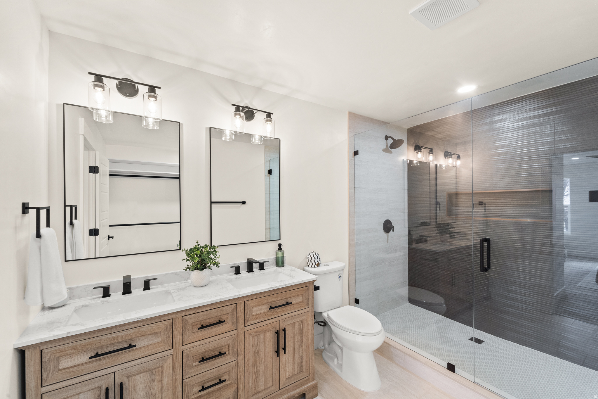 VISTA WEST - Residential