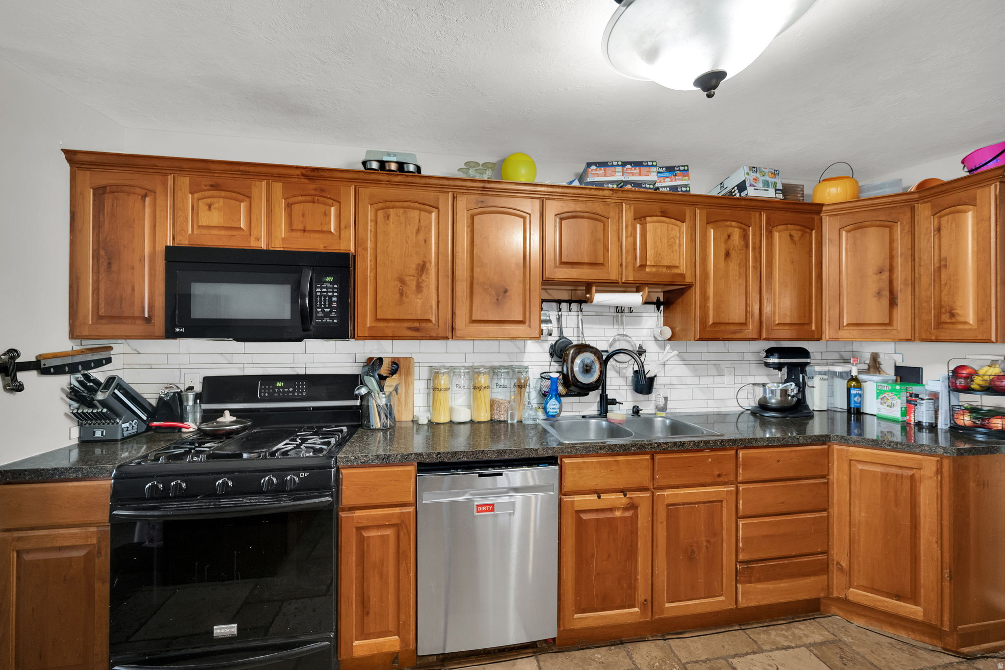 RON CLARE VILLAGE #3 - Residential