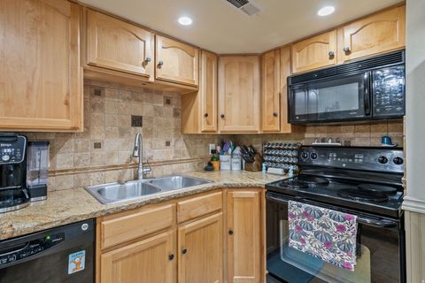 Tiny photo for 5770 S 900 E #3, Murray, UT 84121 (MLS # 2132611)