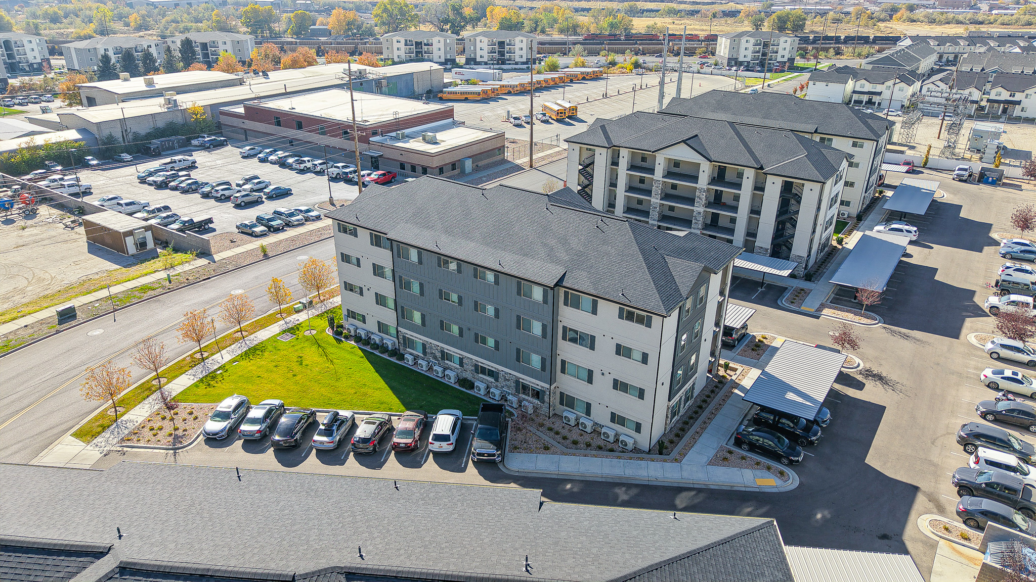 SPRING CREEK - Residential