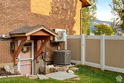 Tiny photo for 601 E 3350 N, North Ogden, UT 84414 (MLS # 2191449)