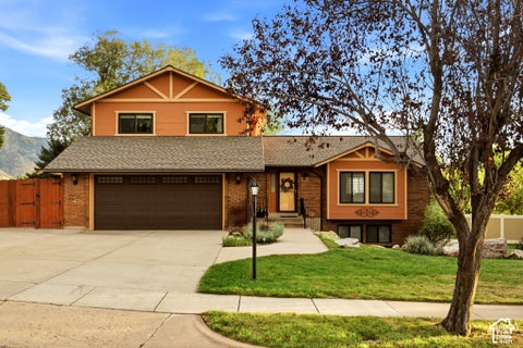 Tiny photo for 601 E 3350 N, North Ogden, UT 84414 (MLS # 2191449)