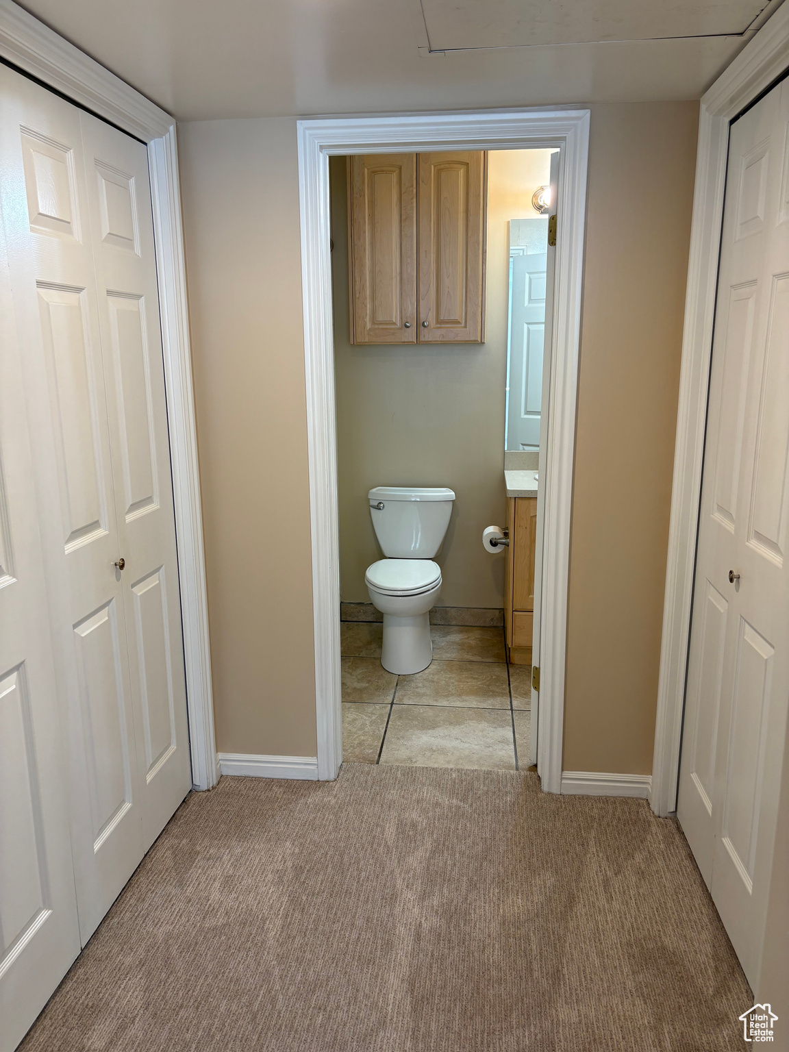 AMERICAN TOWERS NORTH TOWER - Residential