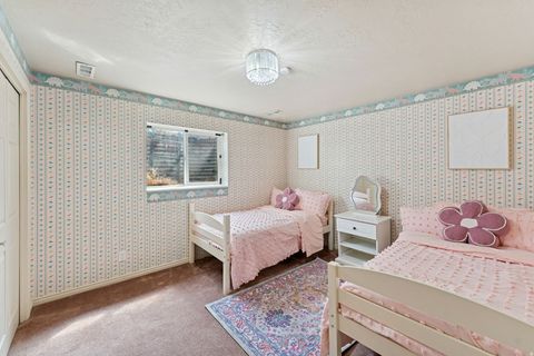 Tiny photo for 6877 PINEVIEW CIR, Salt Lake City, UT 84121 (MLS # 2139827)
