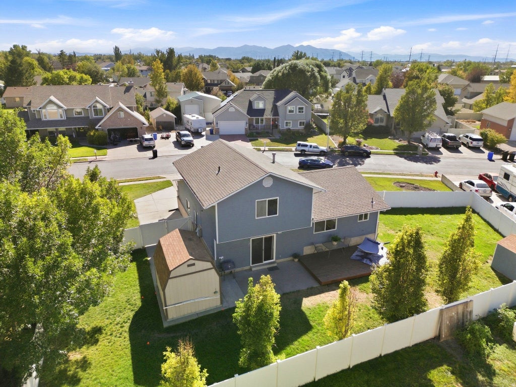 Photo of 934 W MEADOWLARK LN N, West Bountiful, UT 84087 (MLS # 2185494)