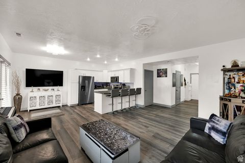 Tiny photo for 7187 S 420 E, Midvale, UT 84047 (MLS # 2117792)