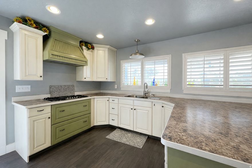 Country living just minutes from town! Beautiful home with plenty of space to grow and entertain. Enjoy the views of the mountains from the huge backyard or the spacious front porch. The bedrooms are oversized, the roof is newer, the lot is large and there is so much more! You just have to see it for yourself.  Sqft and lot size are courtesy estimates only, buyer to verify all info.