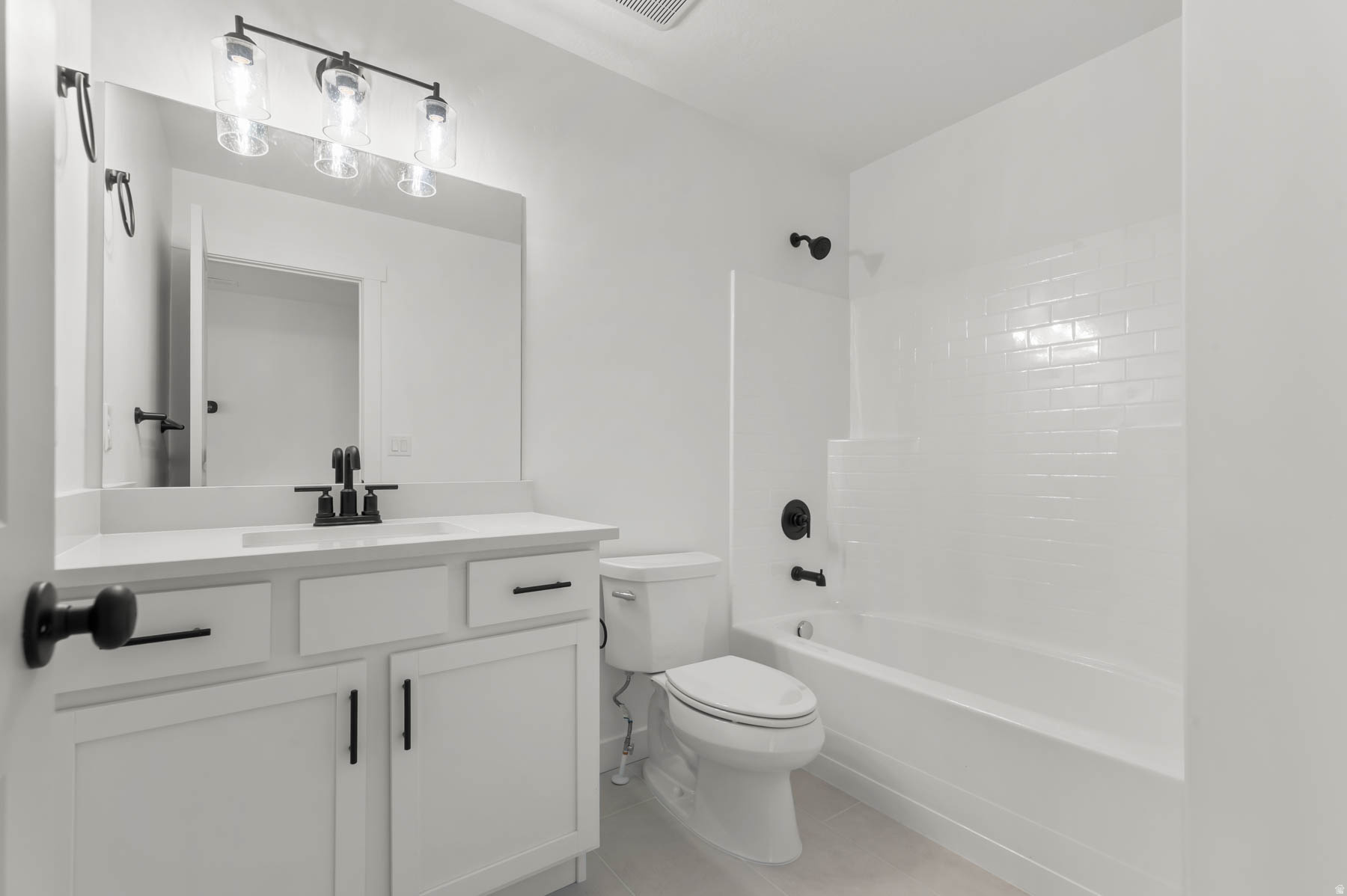 BROADVIEW SHORES 821 - Residential