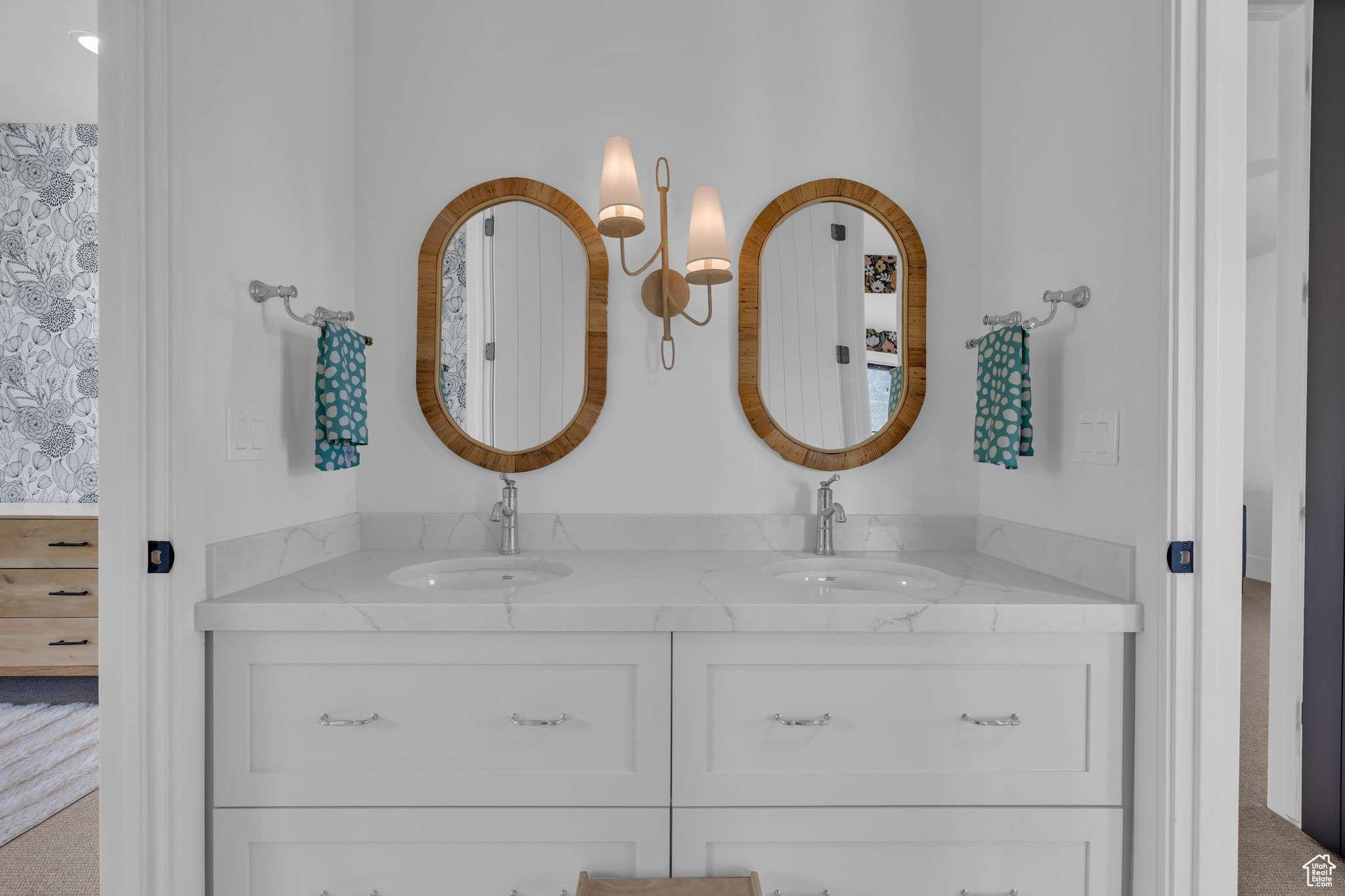 FOUR SEASONS AT WOODLAND HILLS - Residential