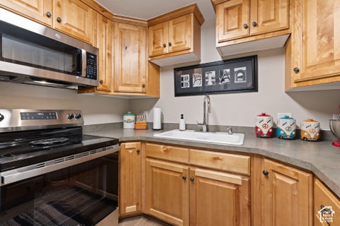 Tiny photo for 27 W 720 S, Orem, UT 84058 (MLS # 2189926)