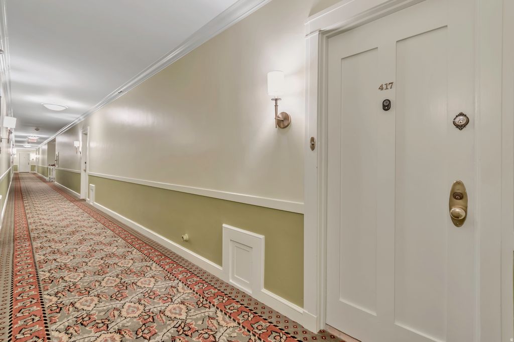 Photo of 29 S STATE ST E #417, Salt Lake City, UT 84111 (MLS # 2147914)