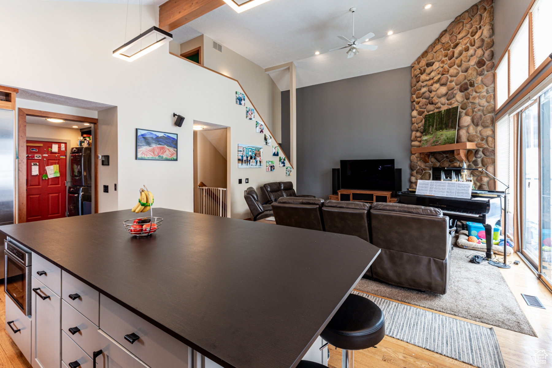 ECKER HILL - Residential Lease