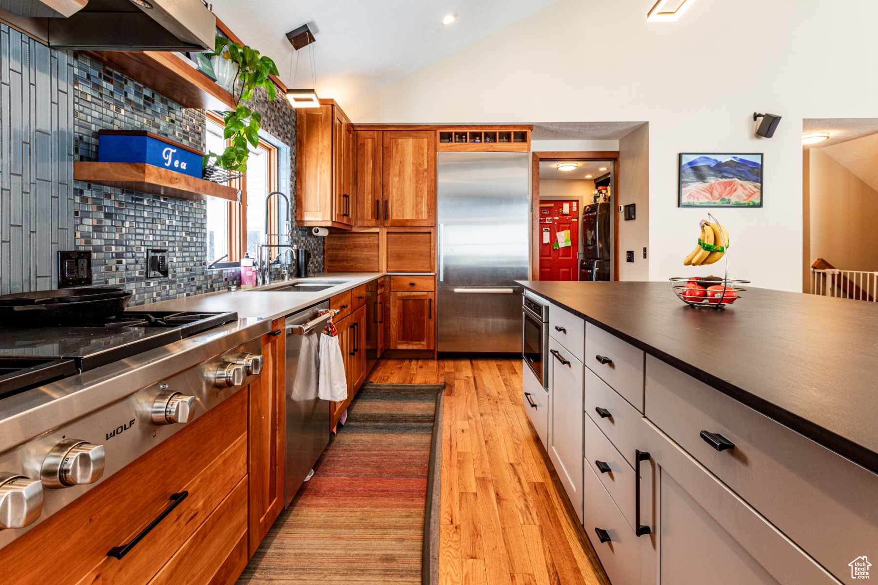 ECKER HILL - Residential Lease