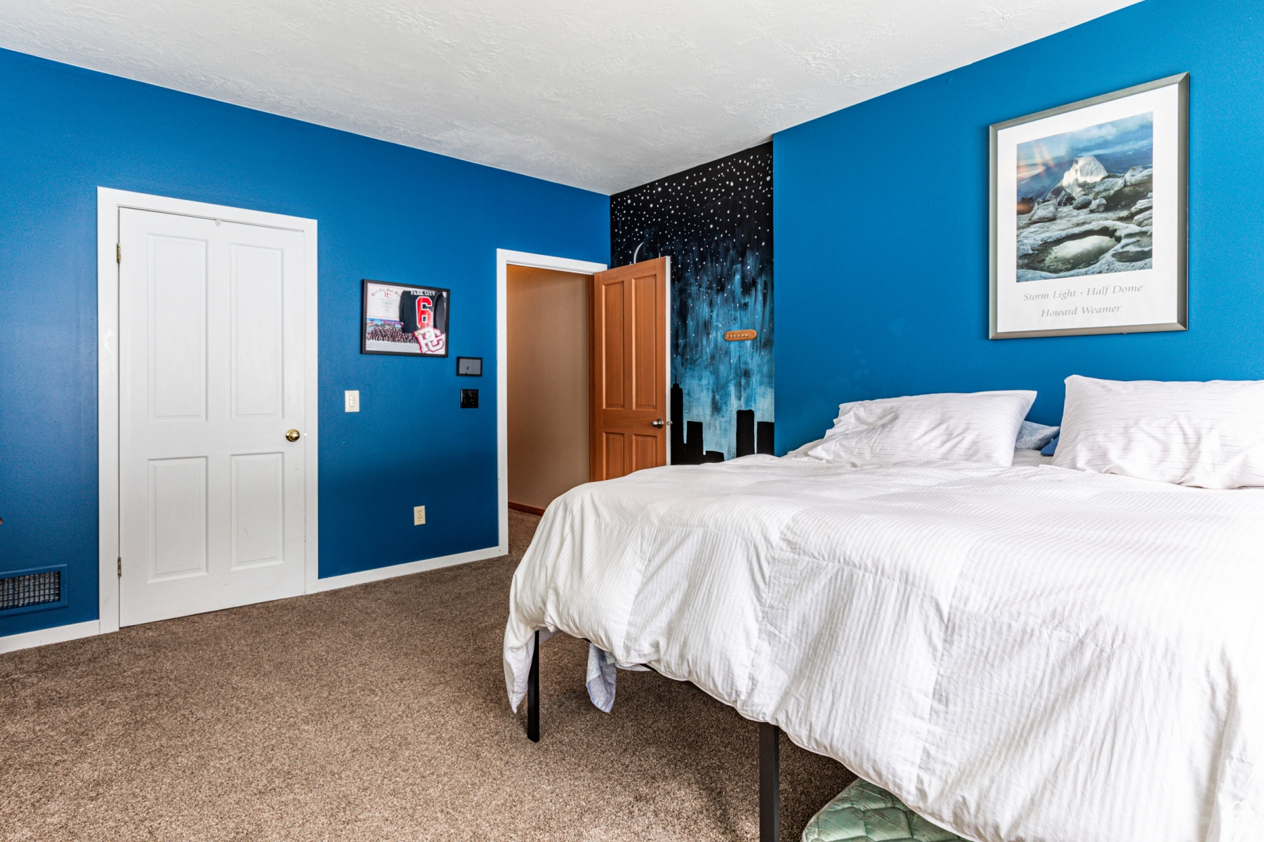 ECKER HILL - Residential Lease