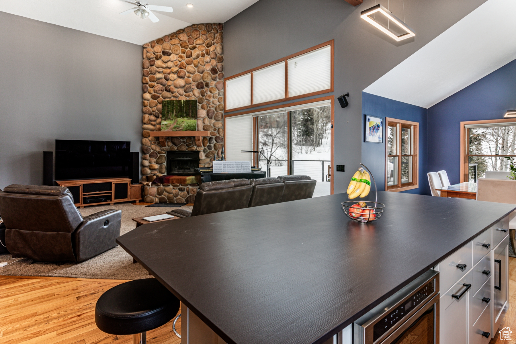 ECKER HILL - Residential Lease