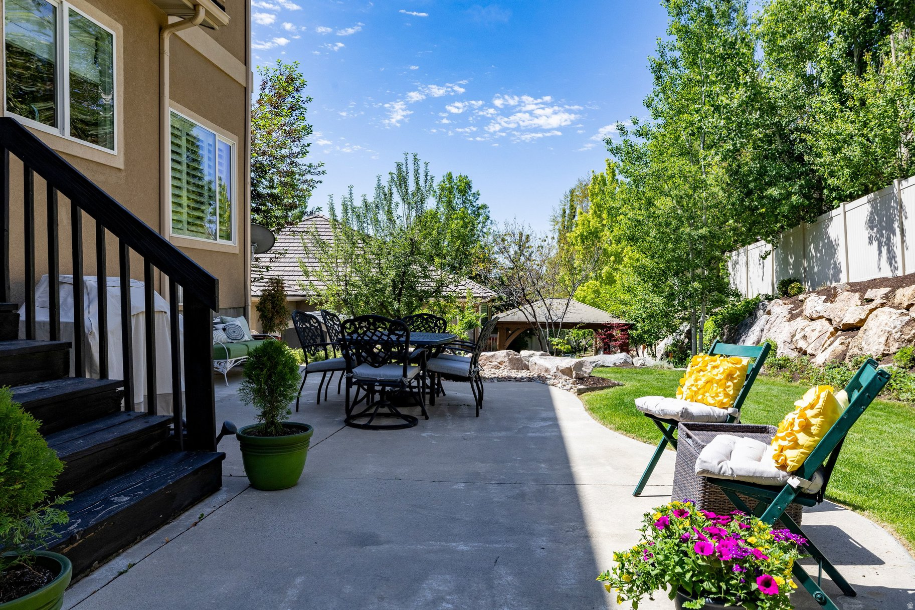 HIDDEN SPRINGS - Residential