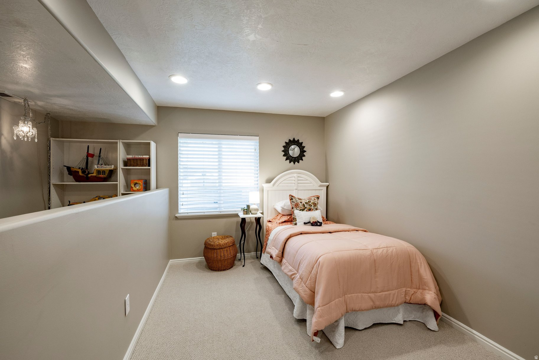 HIDDEN SPRINGS - Residential