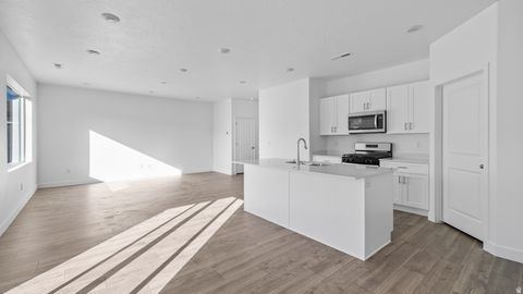 Tiny photo for 1492 S SINAWAVA DR #4130, Washington, UT 84780 (MLS # 2125584)