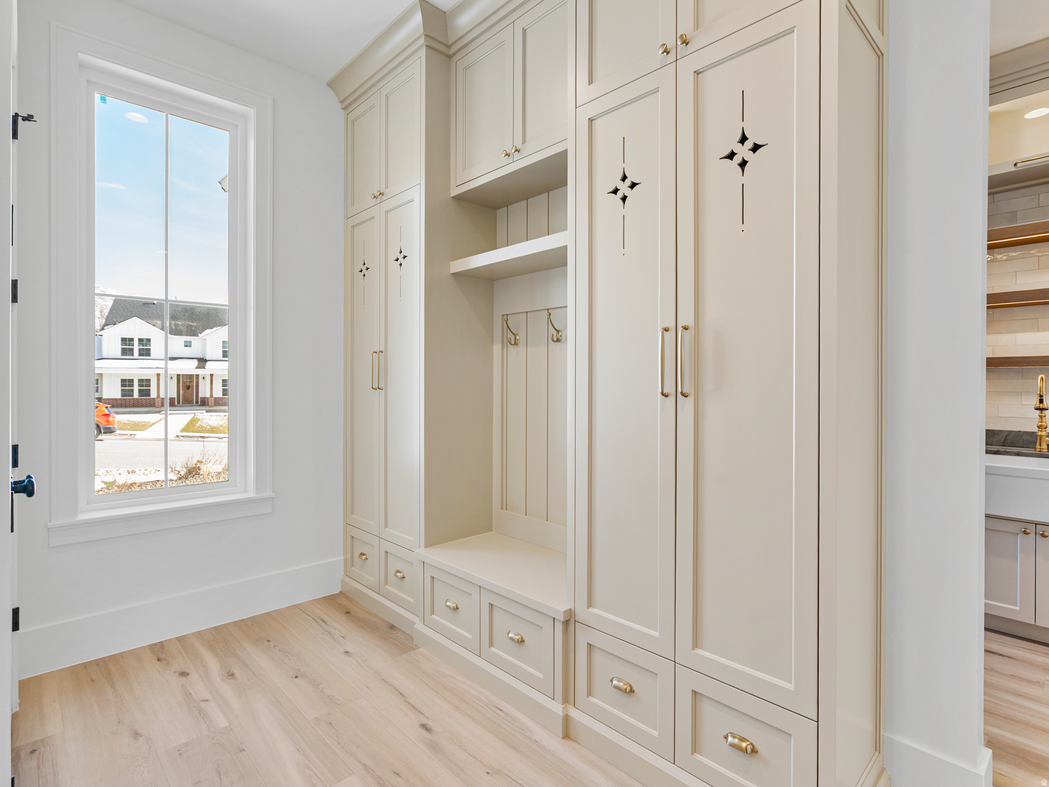 HEART OF POLE PATCH PHASE 3 - Residential