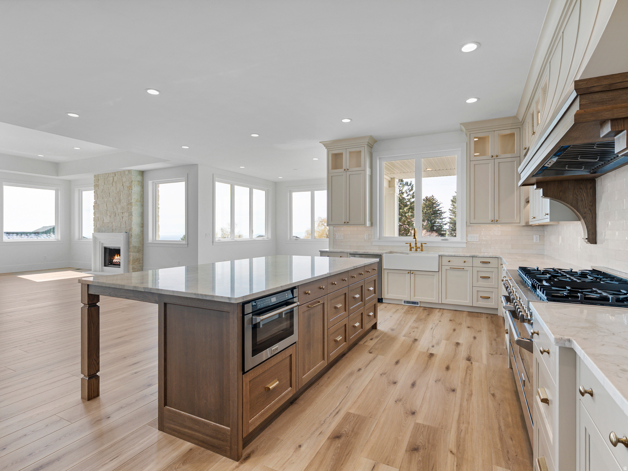 HEART OF POLE PATCH PHASE 3 - Residential