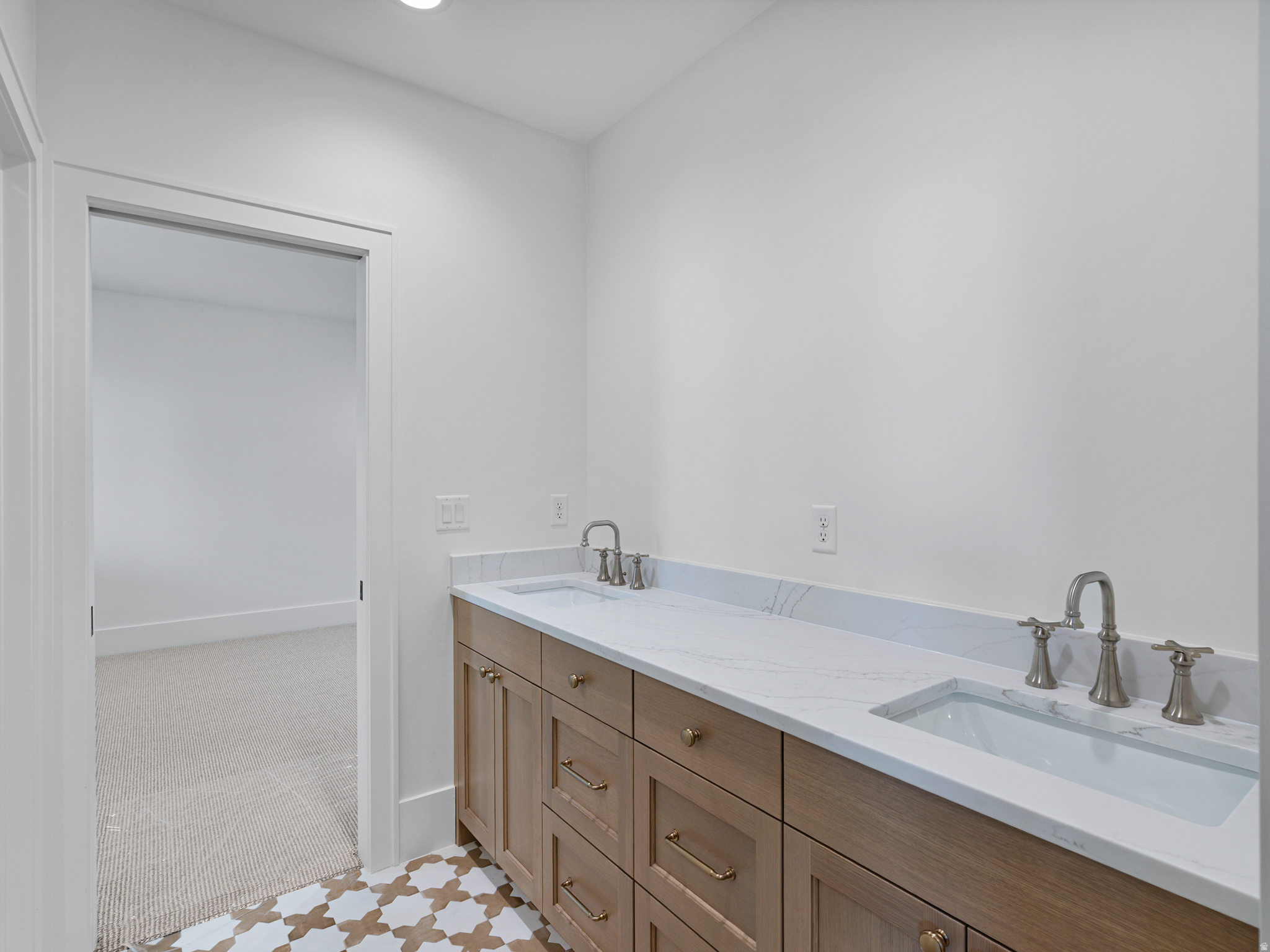 HEART OF POLE PATCH PHASE 3 - Residential