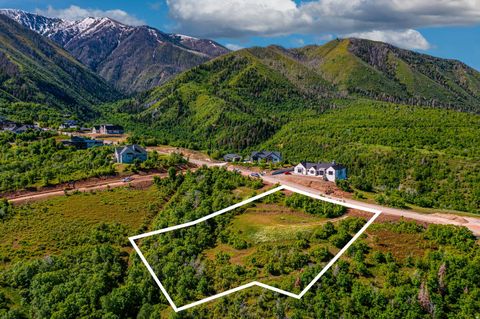 Tiny photo for 1395 S EAGLENEST DR #119, Woodland Hills, UT 84653 (MLS # 2138372)