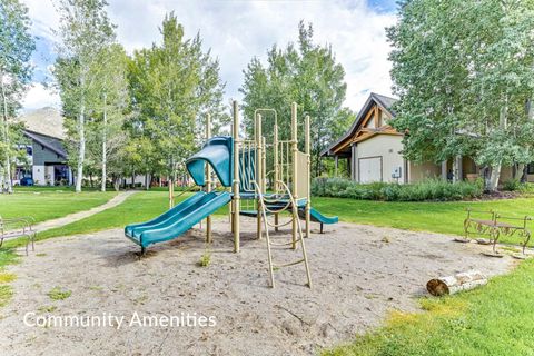 Tiny photo for 57 W OBERLAND CT, Midway, UT 84049 (MLS # 2126626)
