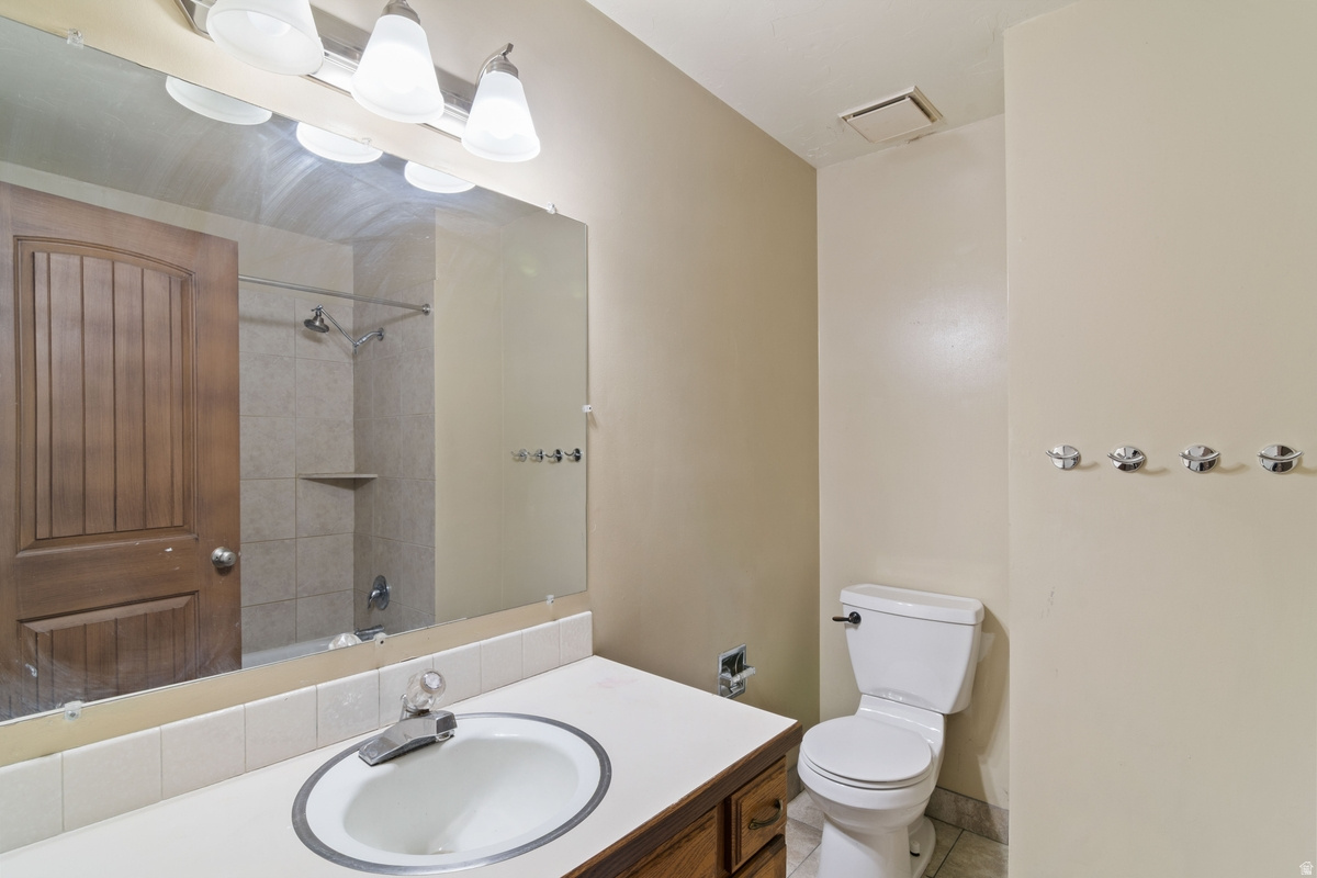 TAYLOR ESTATES - Residential