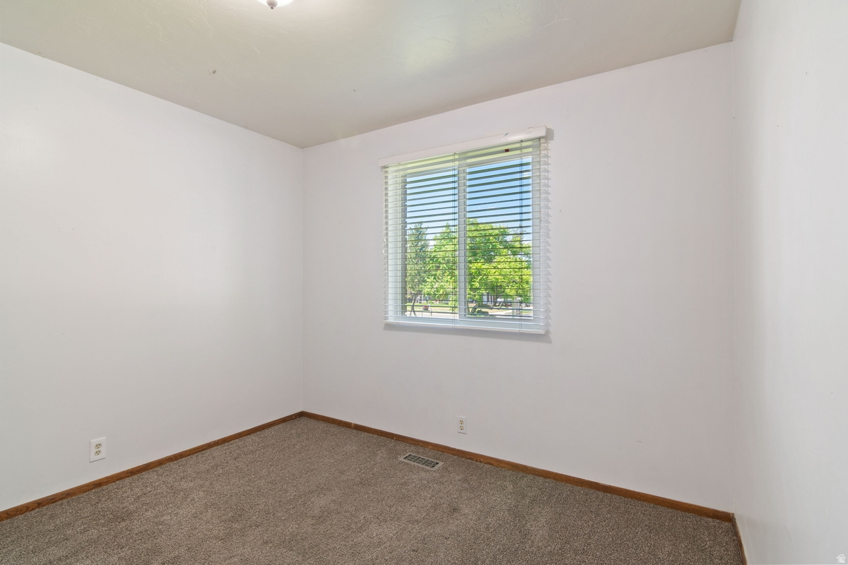 TAYLOR ESTATES - Residential
