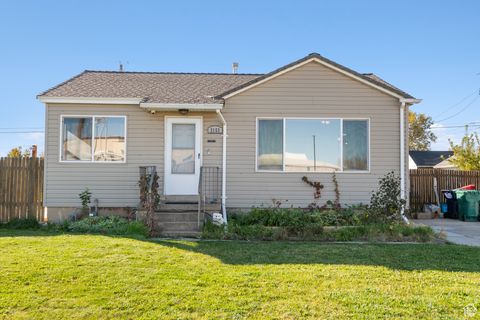 Photo of 2153 W 4800 S, Roy, UT 84067 (MLS # 2118856)