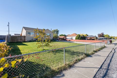 Tiny photo for 2153 W 4800 S, Roy, UT 84067 (MLS # 2118856)