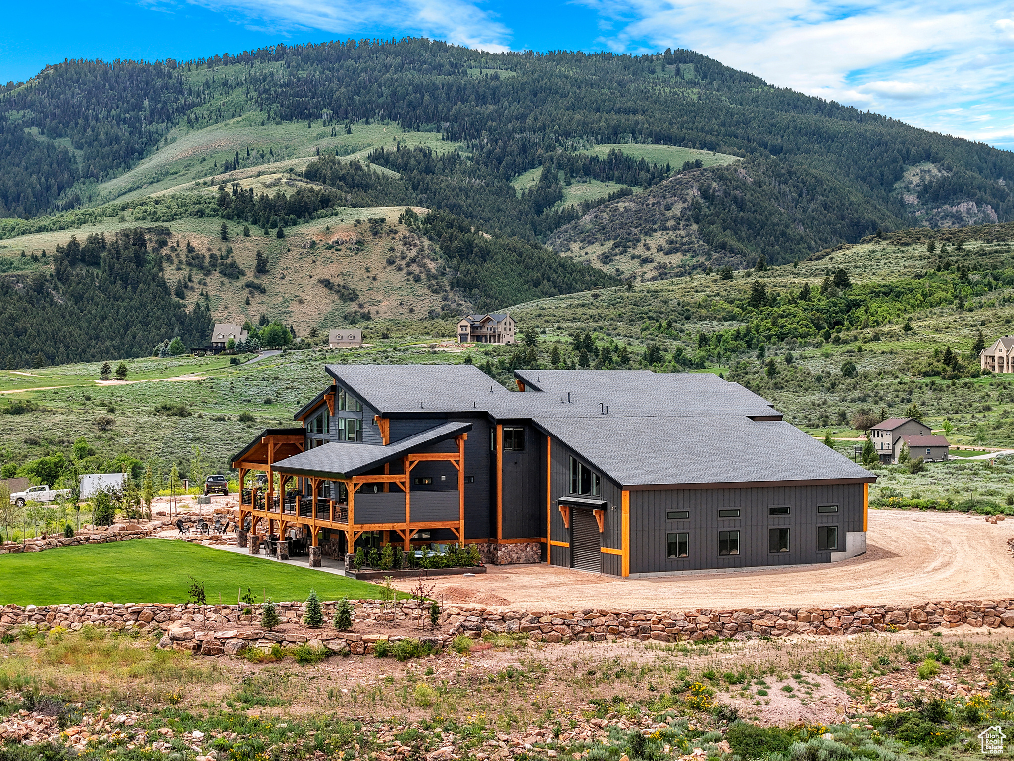 CANYON EST - Residential