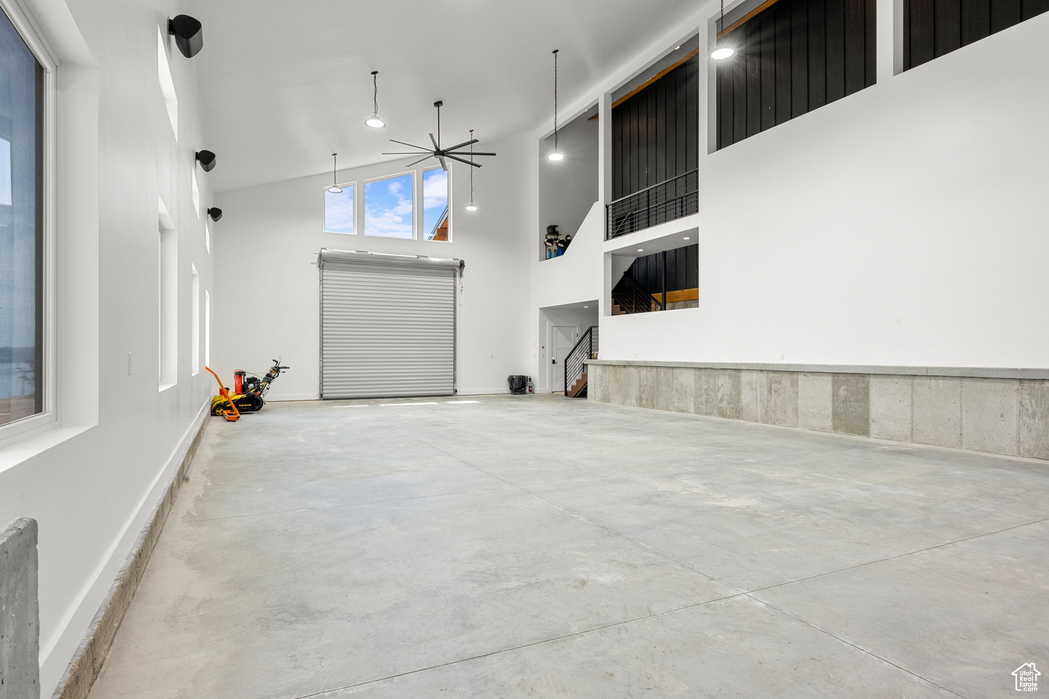 CANYON EST - Residential