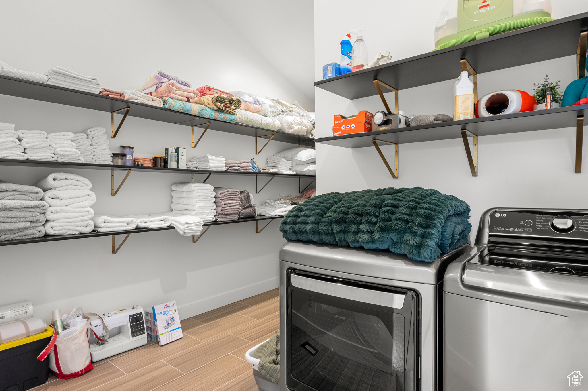 CANYON EST - Residential