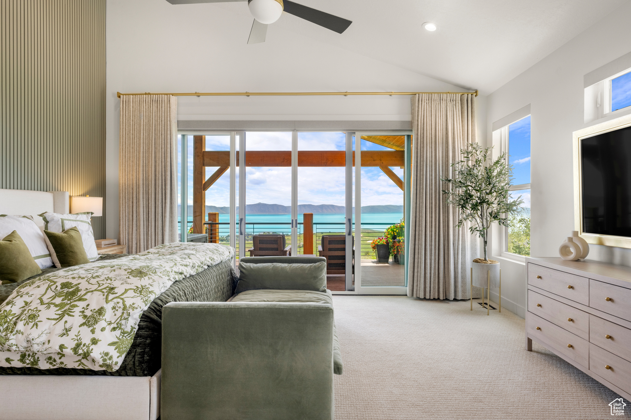 CANYON EST - Residential