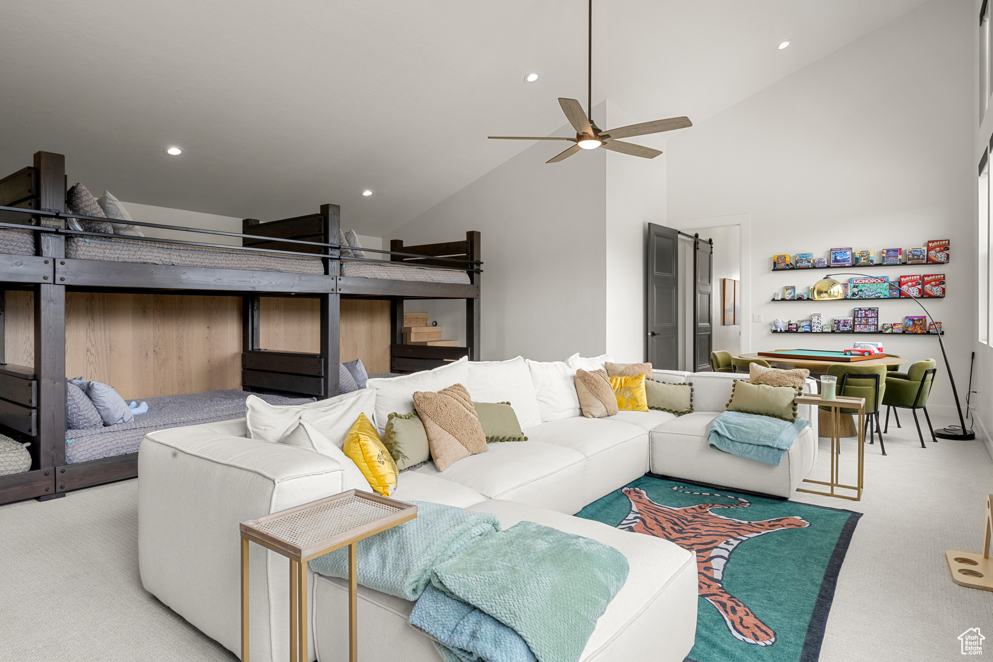 CANYON EST - Residential