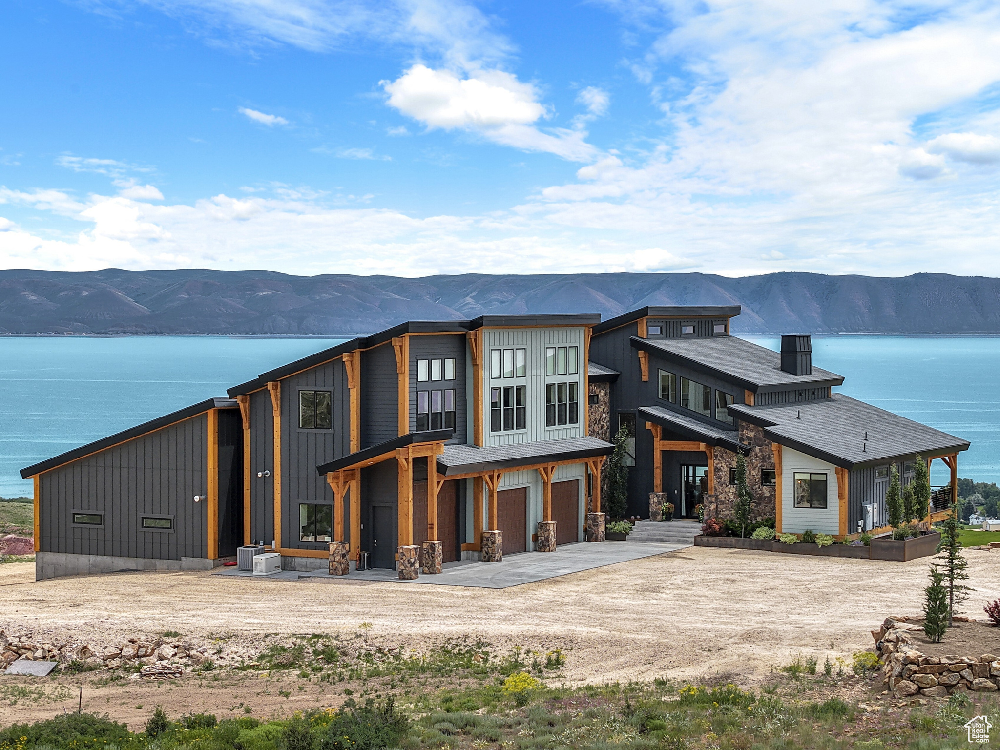 CANYON EST - Residential