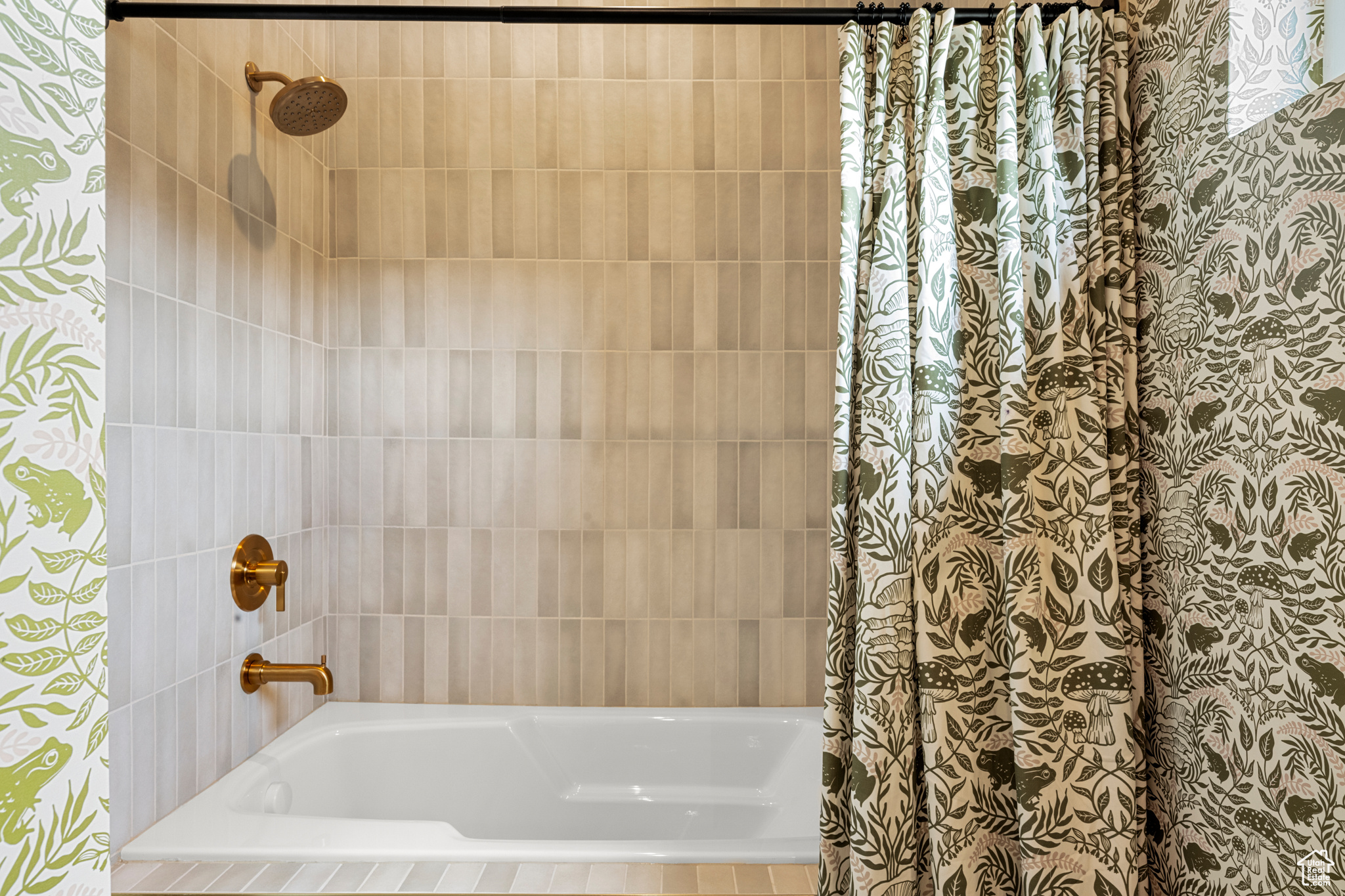 CANYON EST - Residential