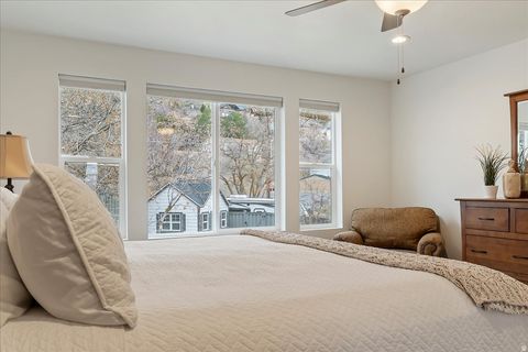 Tiny photo for 365 S MOUNTAIN RD, Fruit Heights, UT 84037 (MLS # 2159669)