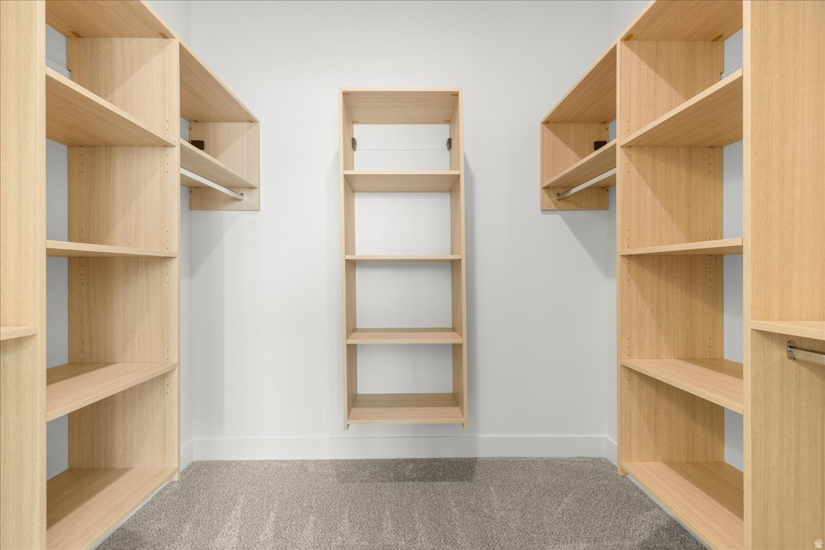 PRESIDENTS PARK - Residential