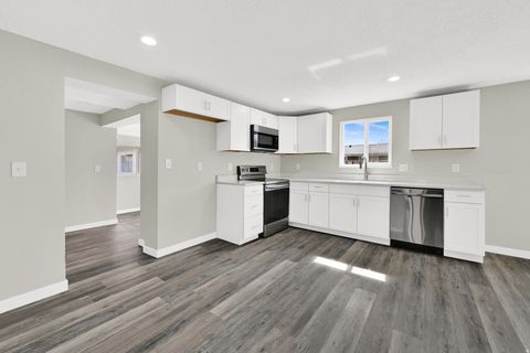 Tiny photo for 5980 S 2700 W, Roy, UT 84067 (MLS # 2143079)
