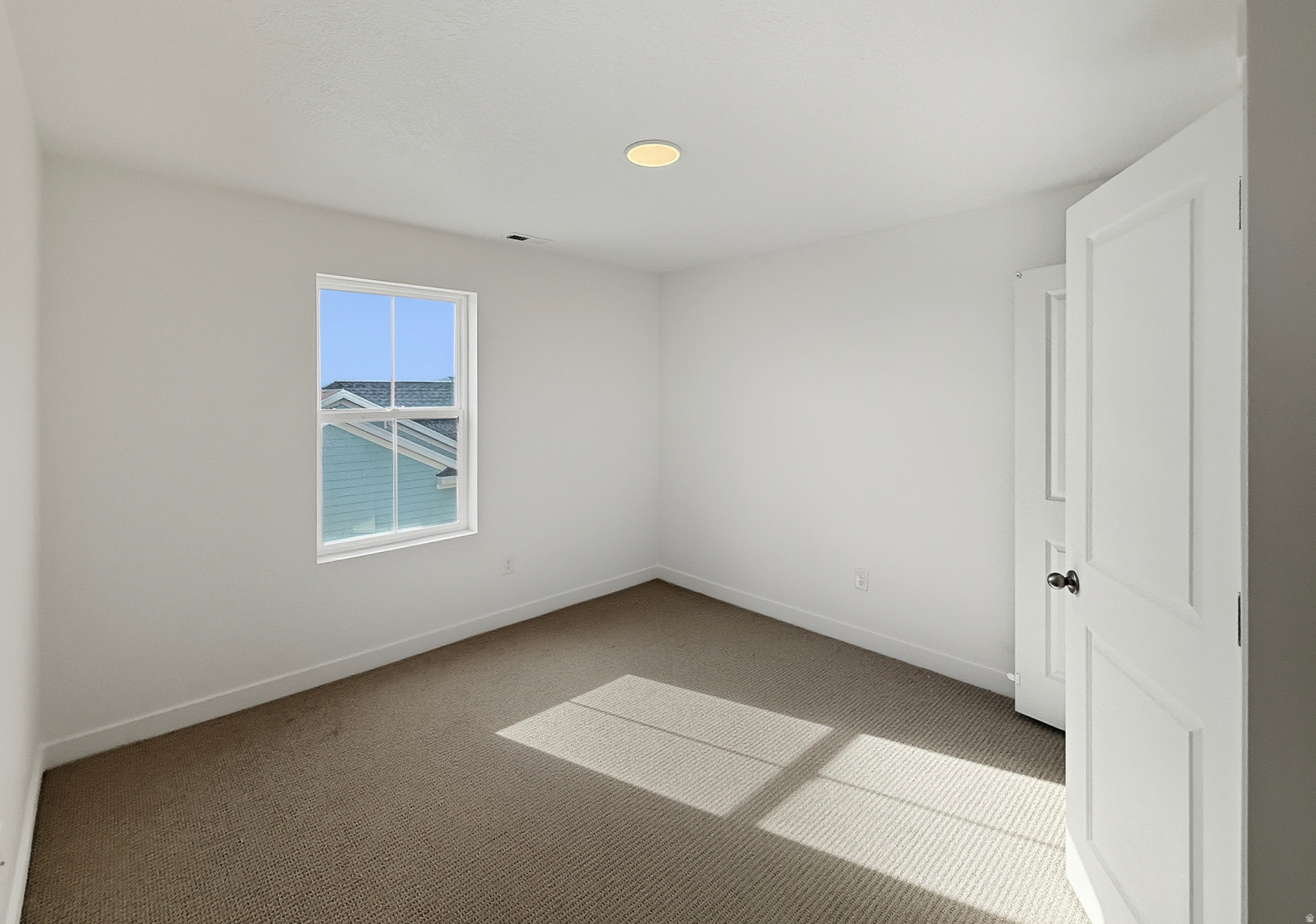 DAYBREAK - Residential