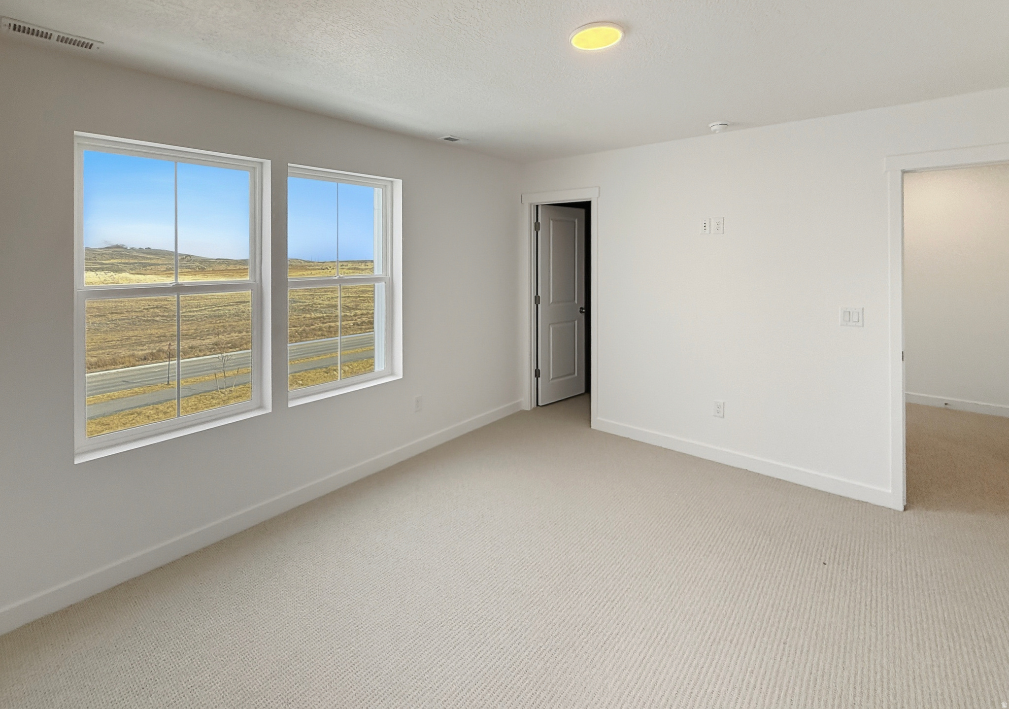 DAYBREAK - Residential