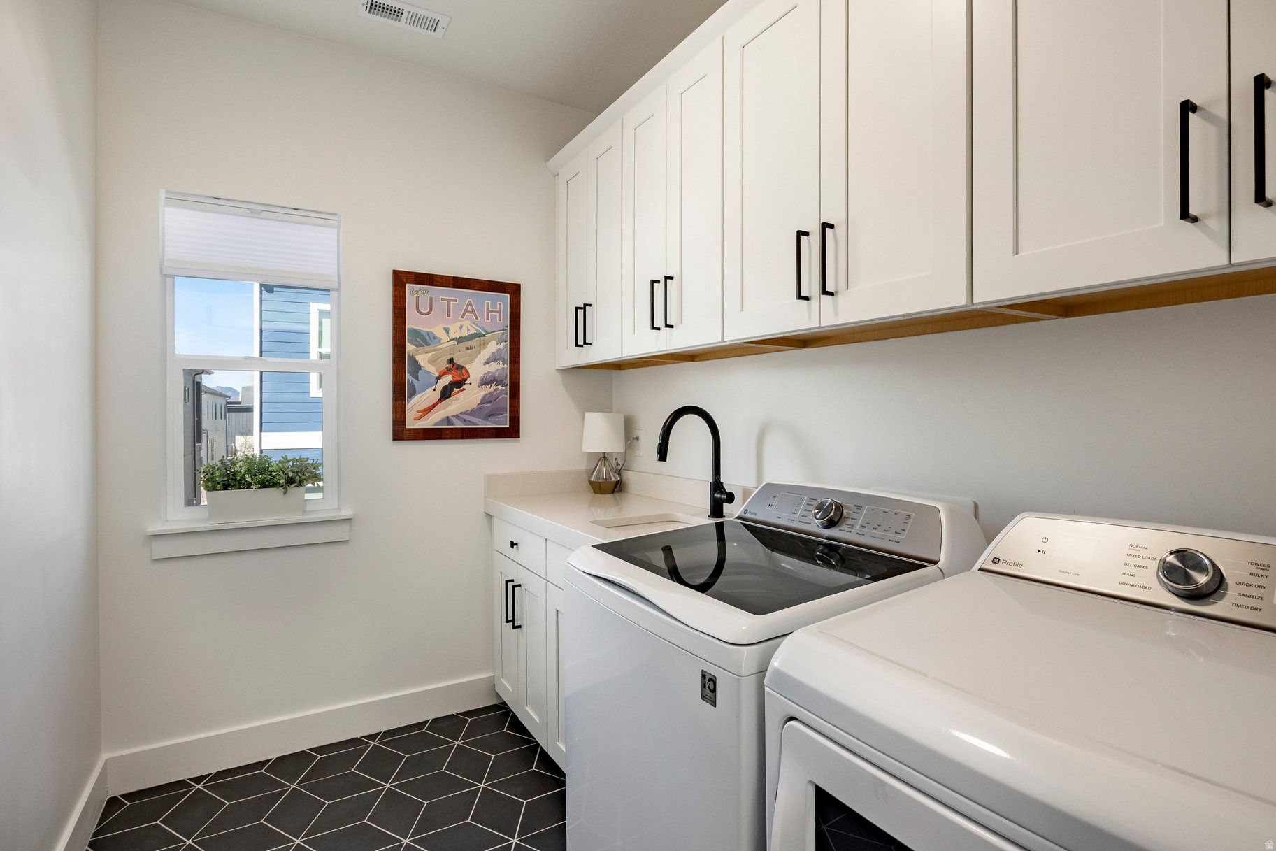 SILVER CREEK - Residential