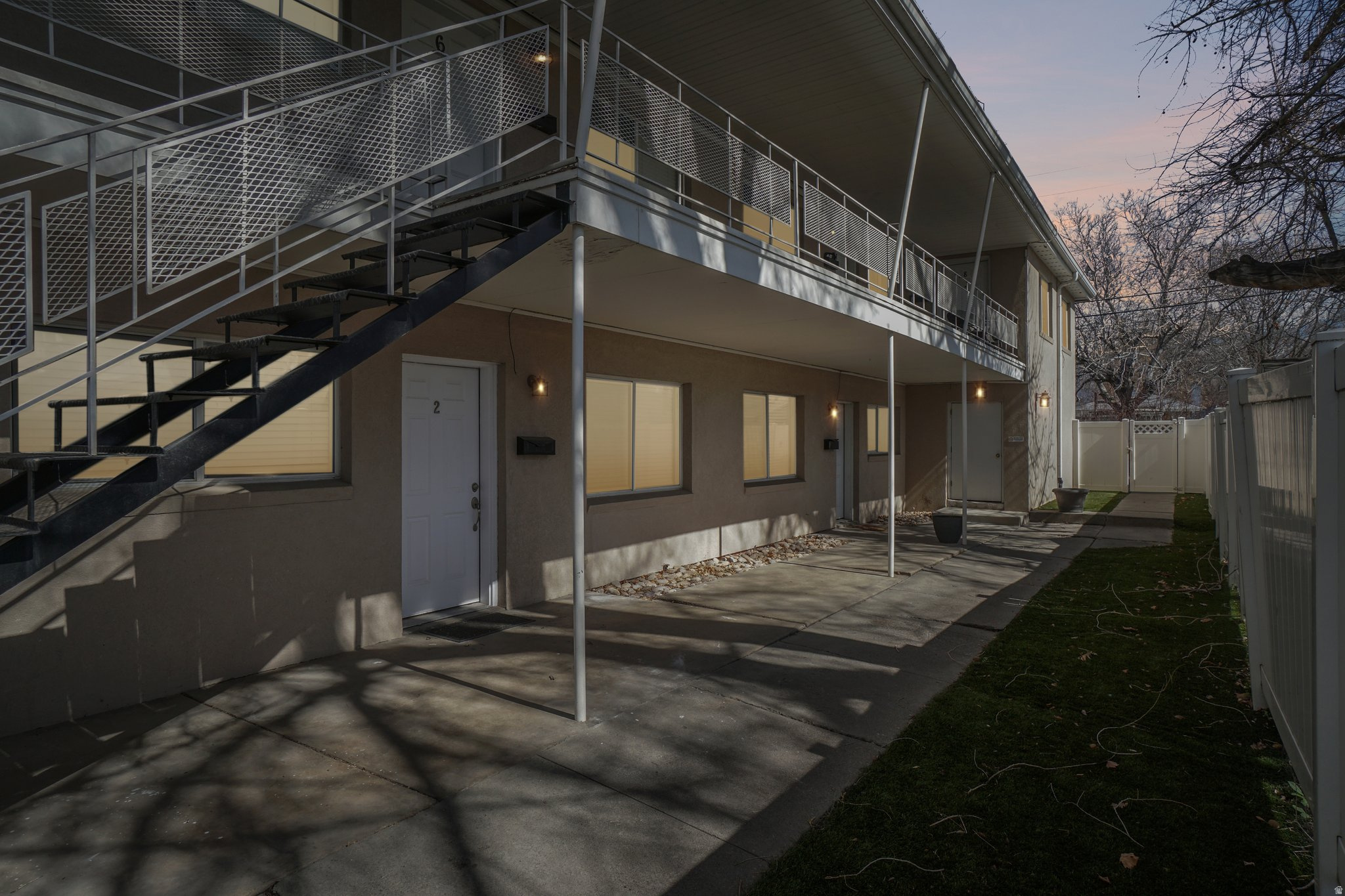 VILLA PARK CONDOMINI - Residential