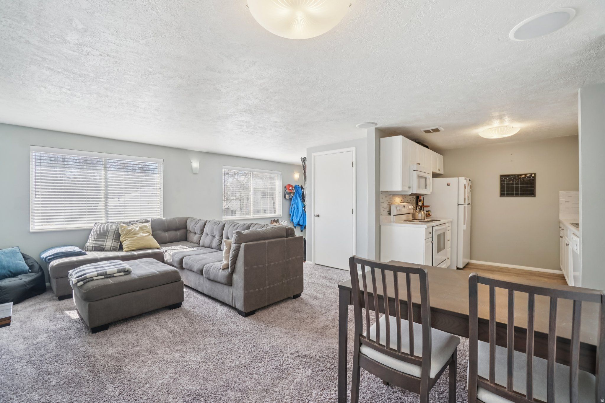 VILLA PARK CONDOMINI - Residential