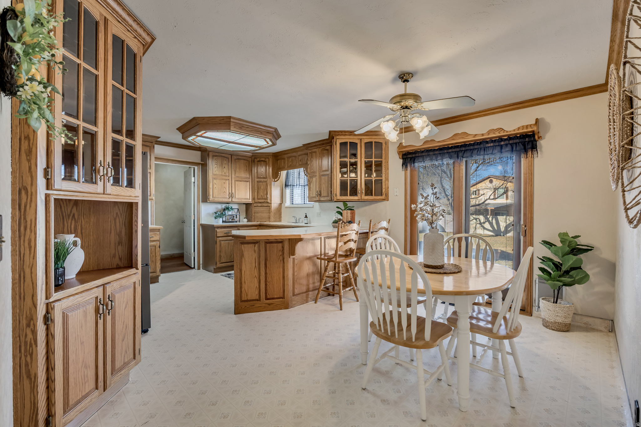 CHATTEL ESTATES - Residential